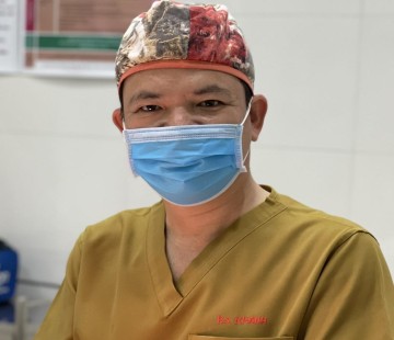 Phương pháp phẫu thuật đúng phải dựa vào kinh nghiệm lâu năm của bác sĩ