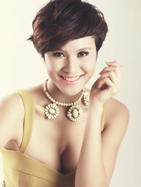 phương mai tóc ngắn